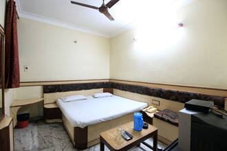 Lords Hotel, New Delhi 3